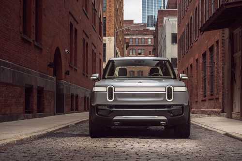 Rivian R1T front view.