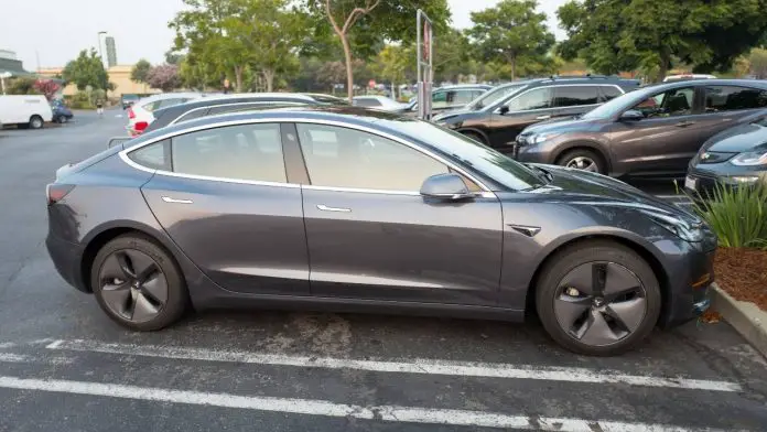 Tesla self driving software